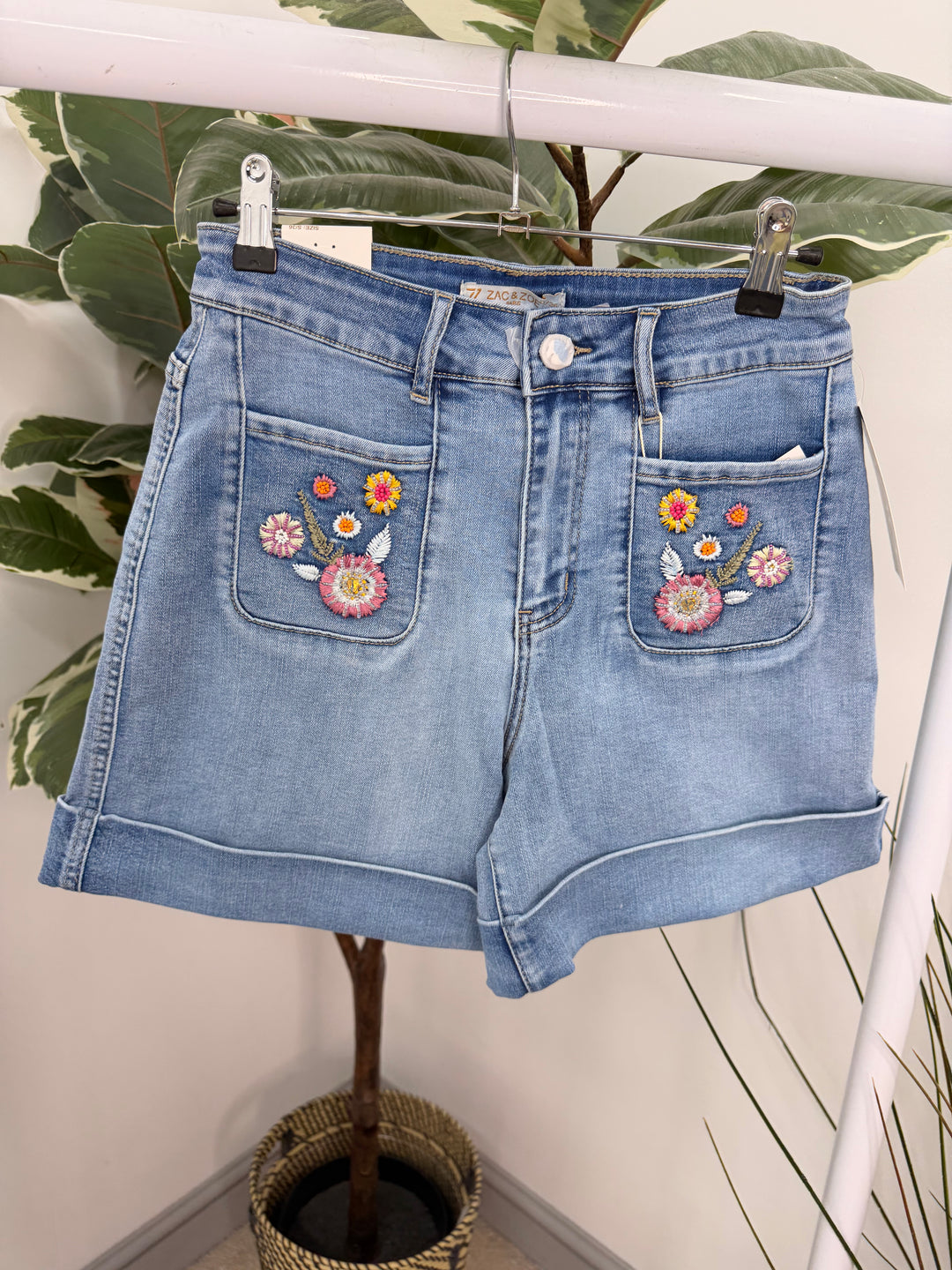 The ZAC denim shorts