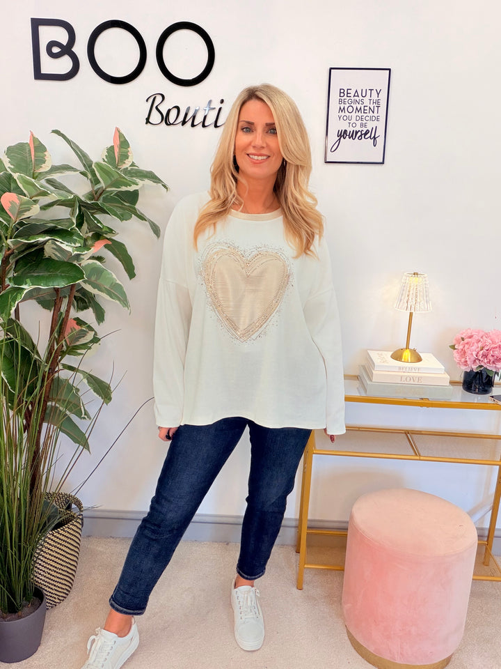 Women’s cord oversize heart motif top white cream