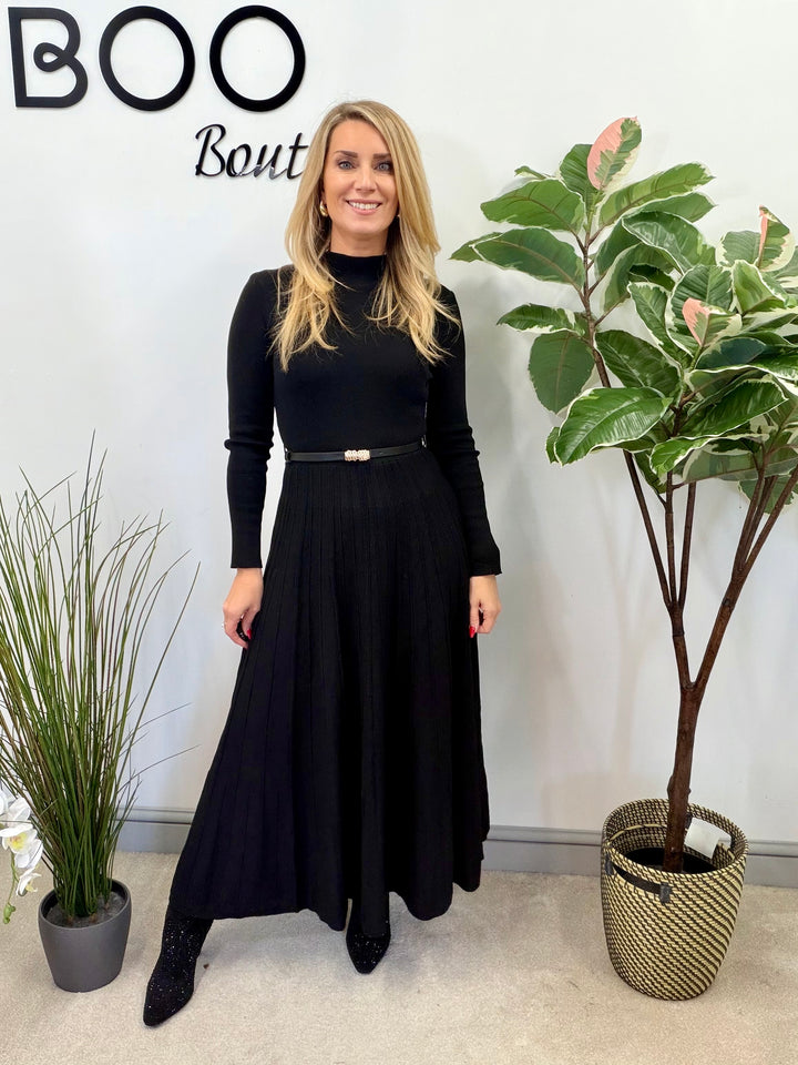 LADIES FASHION BLACK KNITTED PLEATED SKIRT MAXI DRESS