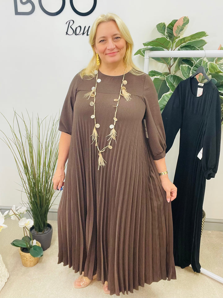 LADIES PLEATED CHIFFON MAXI DRESS - BLACK & BROWN
