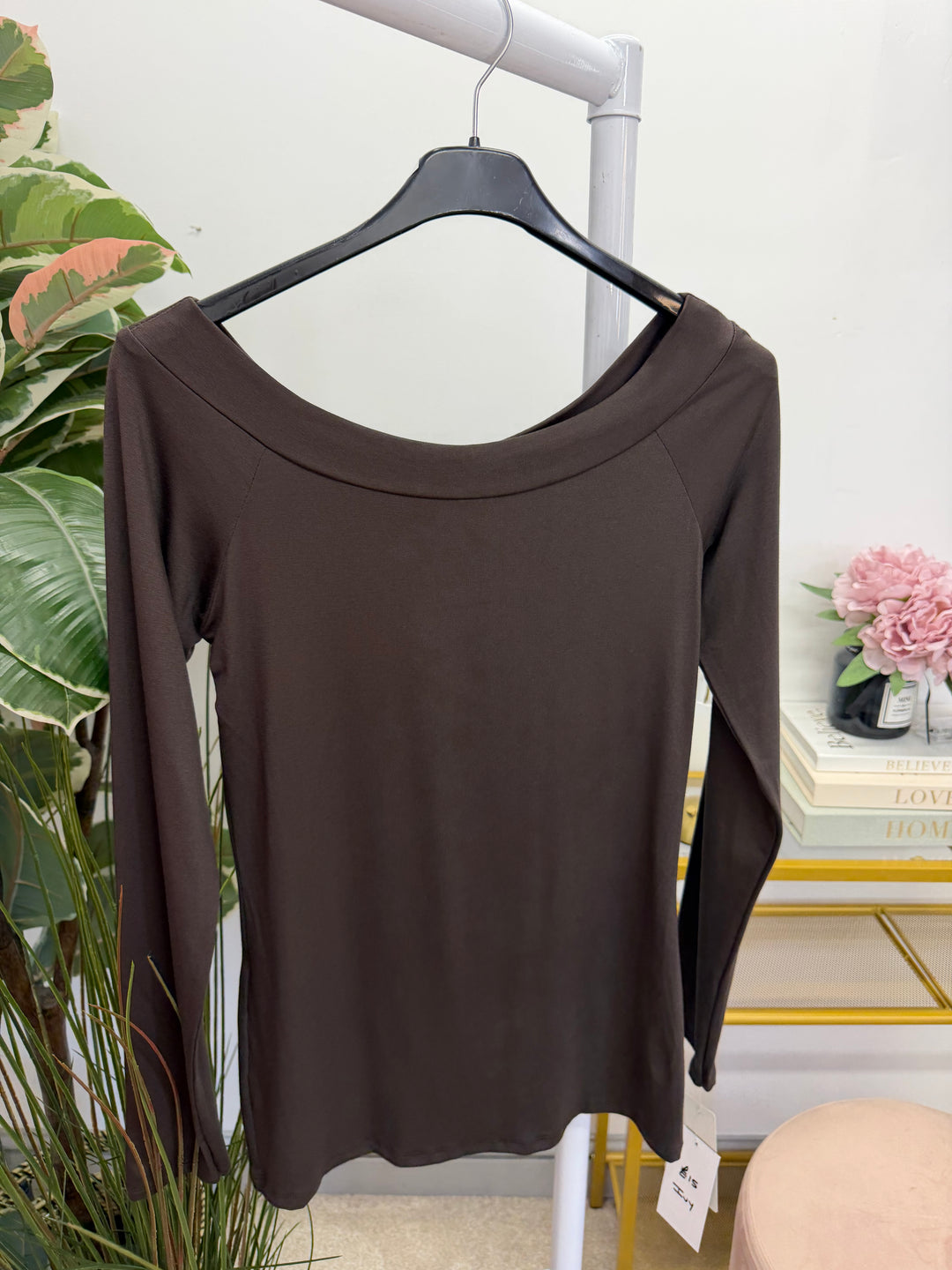 Ladies Fashion Boat Neck Fitted Long Sleeve Top - Red, Black, White & Brown