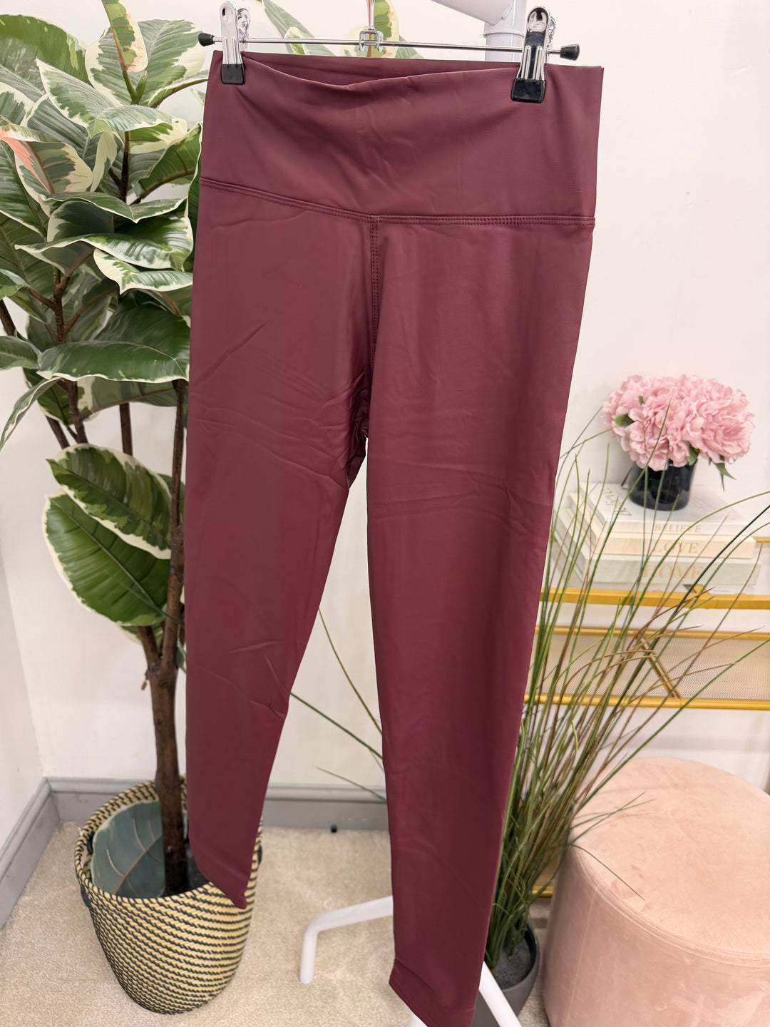 The DISCO wine PU leggings
