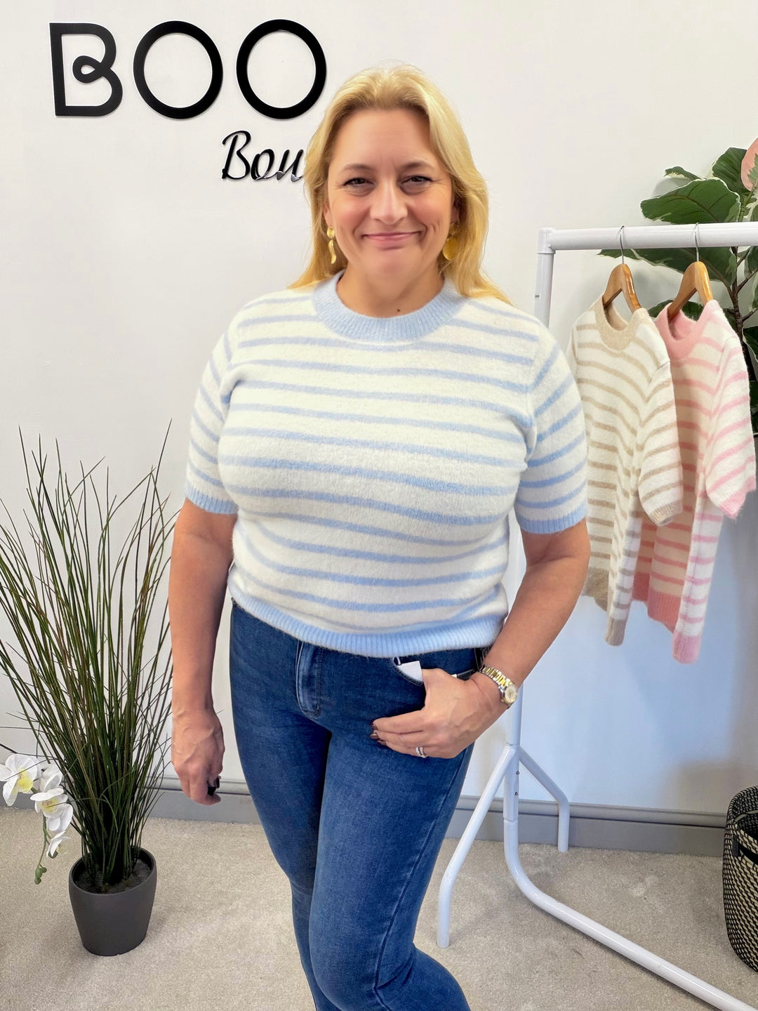 LADIES CREAM STRIPED SHORT SLEEVE JUMPER - PINK, BLUE & BEIGE