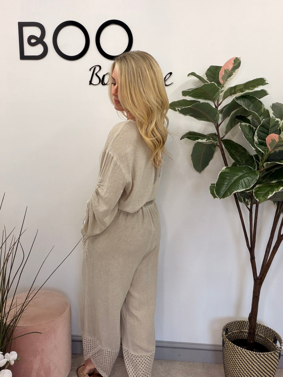 Ladies Fashion Ruche Sleeve Teabag Linen Top light beige