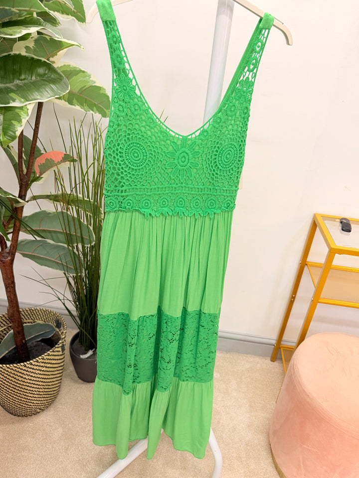 The LUNA dress - 6 colours