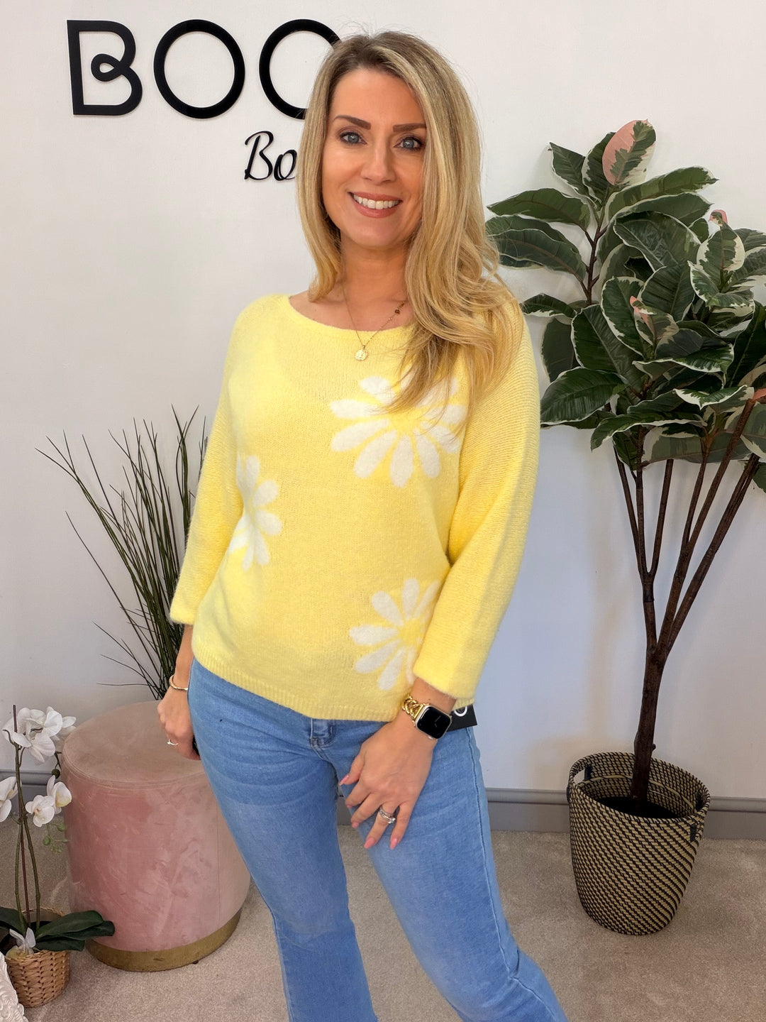 Ladies Fashion Daisy Short Sleeve Jumper - lemon, blue, white & pink