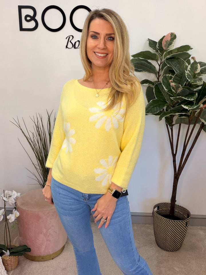 Ladies Fashion Daisy Short Sleeve Jumper - lemon, blue, white & pink