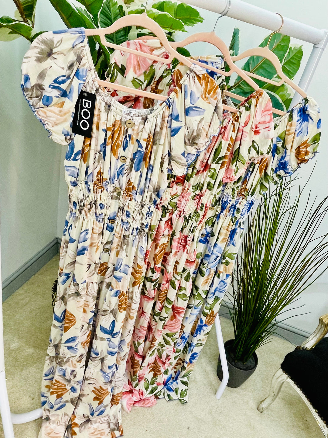 LADIES FLATTERING FLORAL PRINT SUMMER MAXI DRESS - PINK, CREAM & BLUE