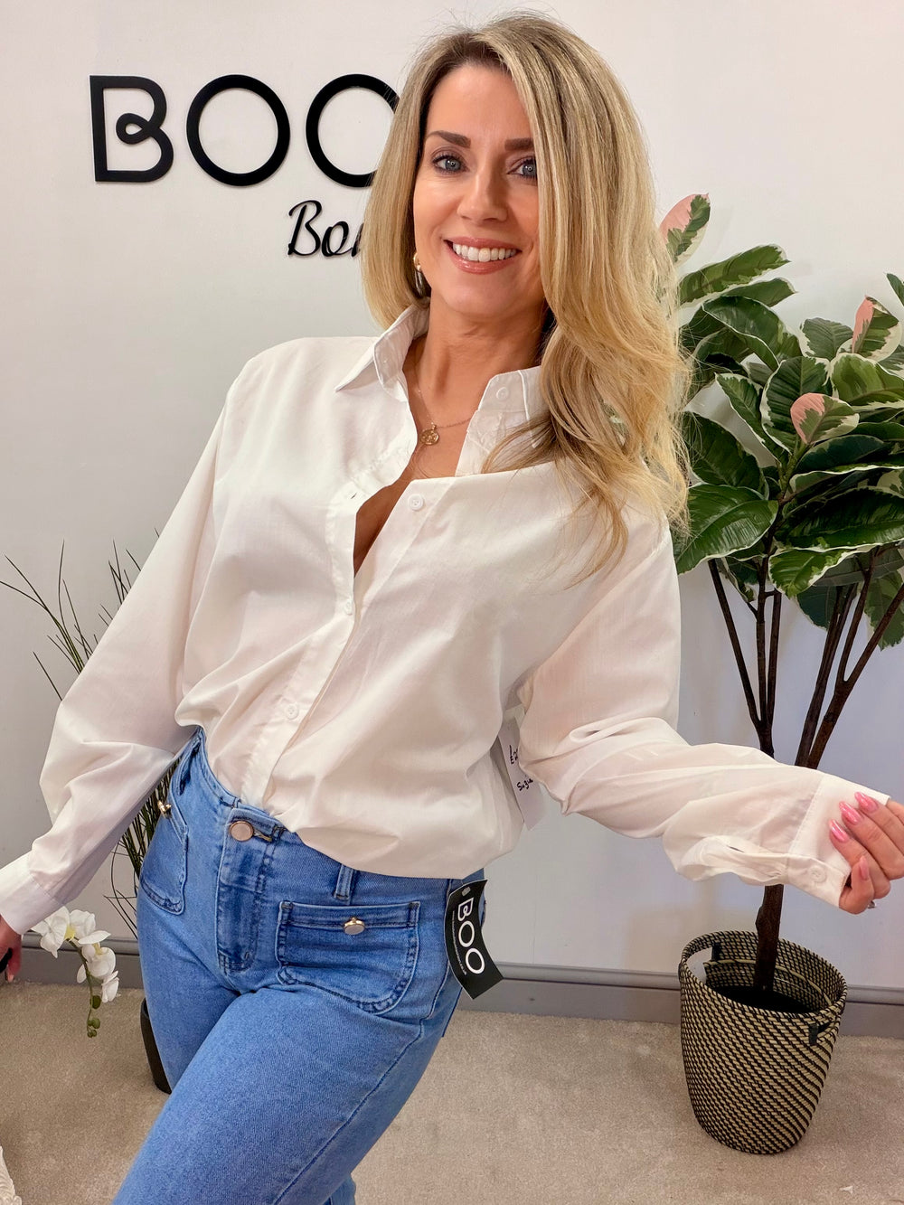 LADIES FASHION WHITE COTTON CRISP SHIRT