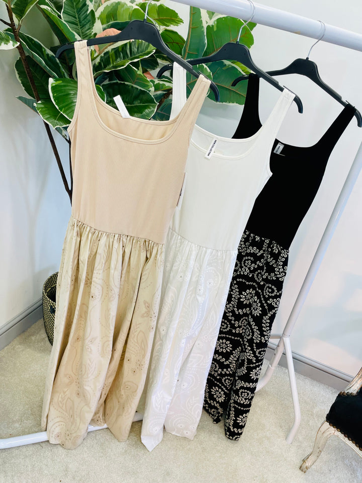 LADIES BRODERIE ANGLAISE SUMMER DRESS - BLACK, BEIGE & WHITE
