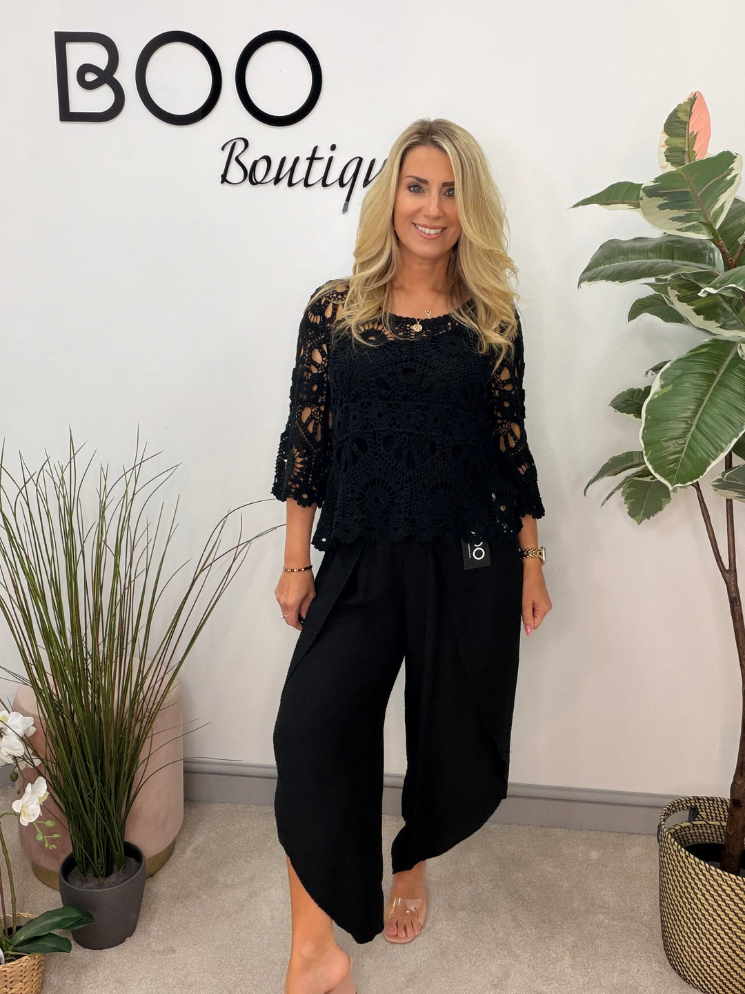 Ladies Pretty Crochet Summer Top black