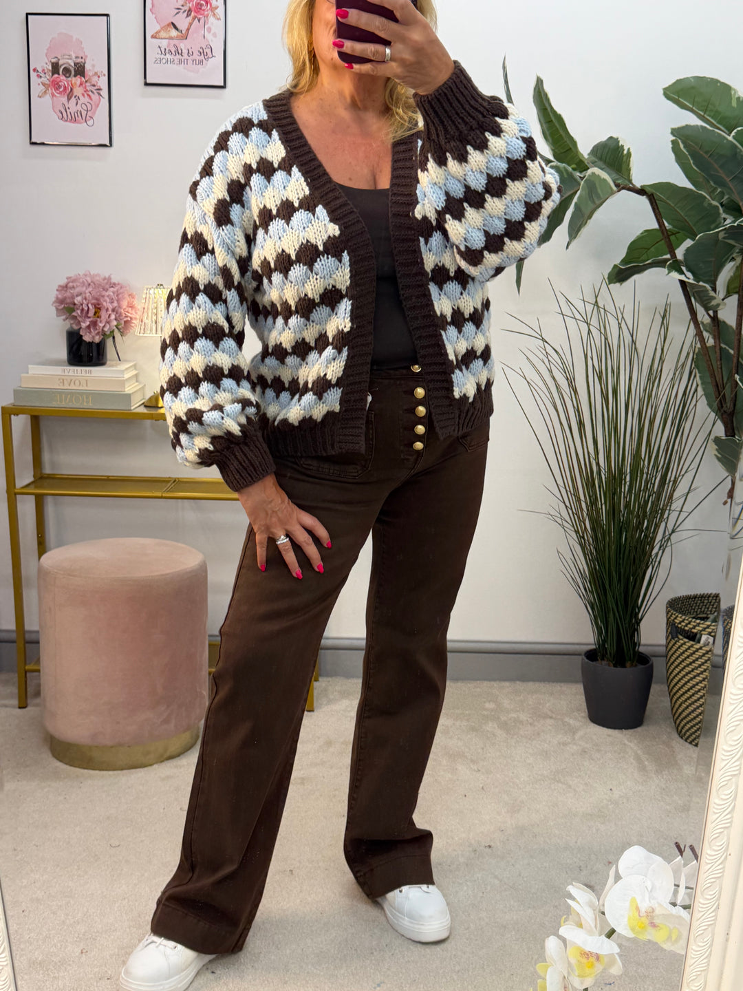 The NONI cardigan