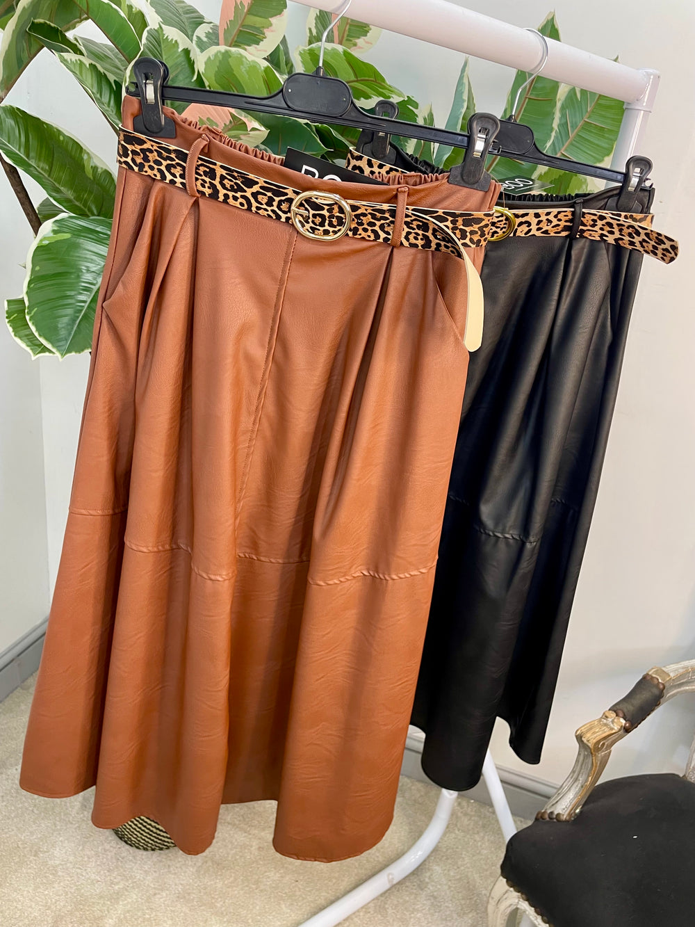 LADIES FAUX LEATHER MAXI SKIRT - BLACK & CAMEL TAN