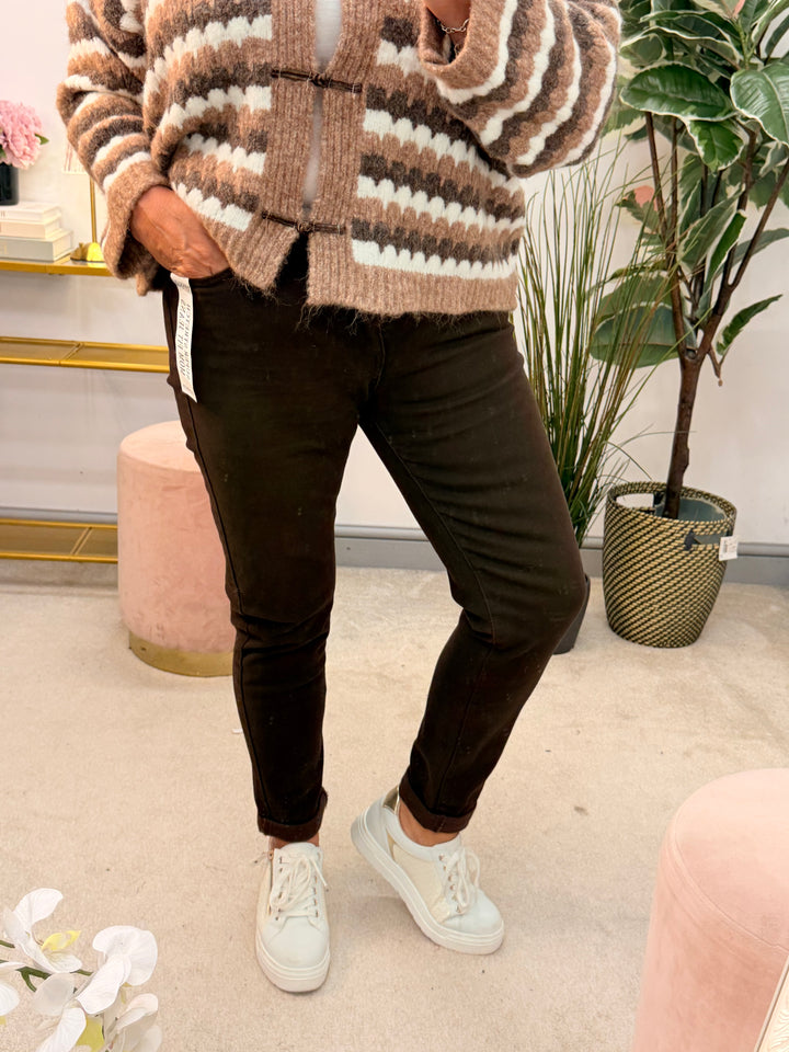 Ladies Fashion Brown Mom Fit Skinny Jeans - sizes 6 to 14