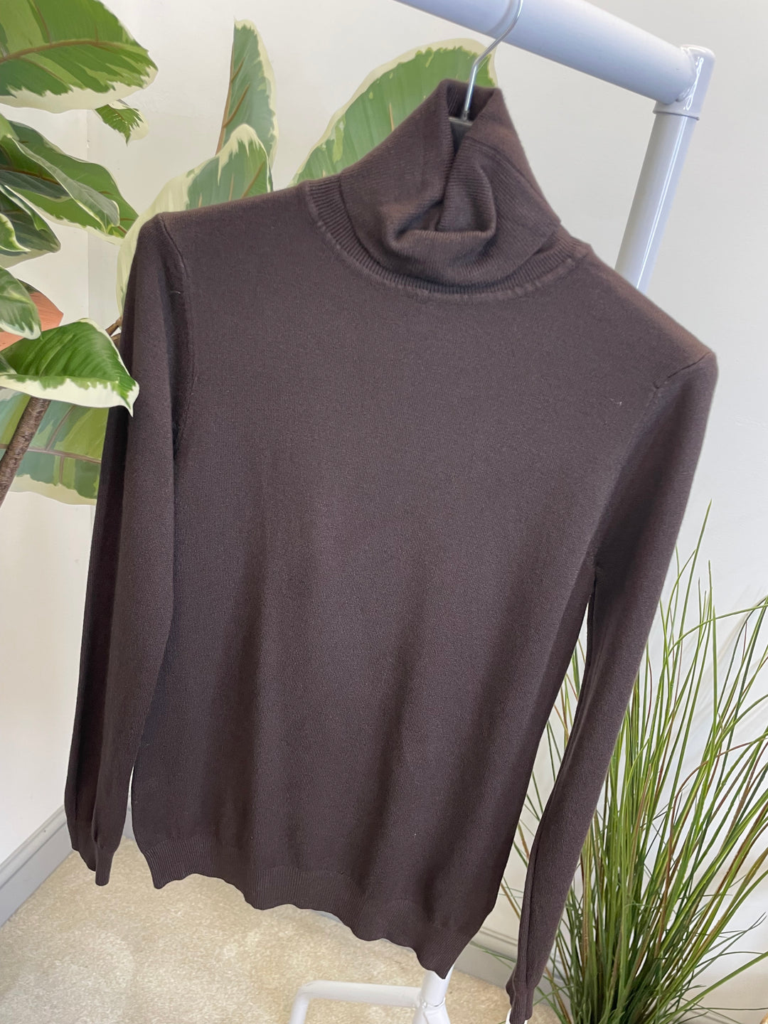 LADIES FINE KNIT ROLL NECK JUMPER - BERRY, BLACK, BEIGE & BROWN