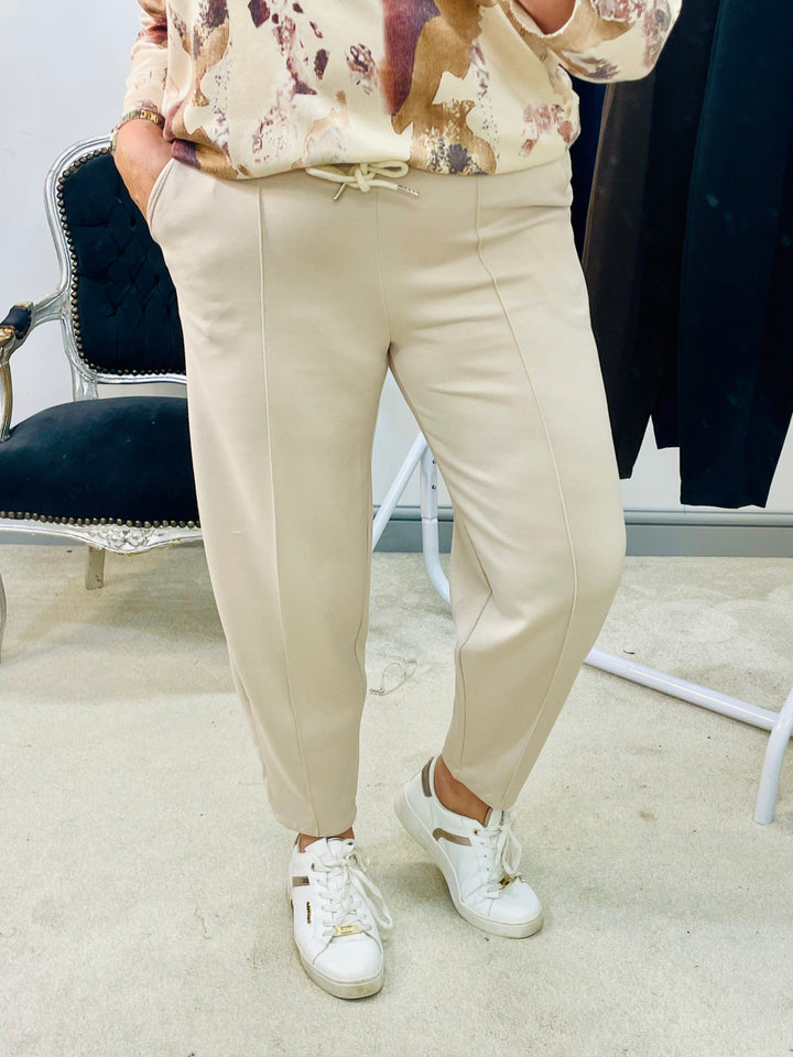 LADIES CARROT TAPERED LEG JOGGY TROUSERS - BLACK, NAVY, BEIGE & CHOCOLATE BROWN