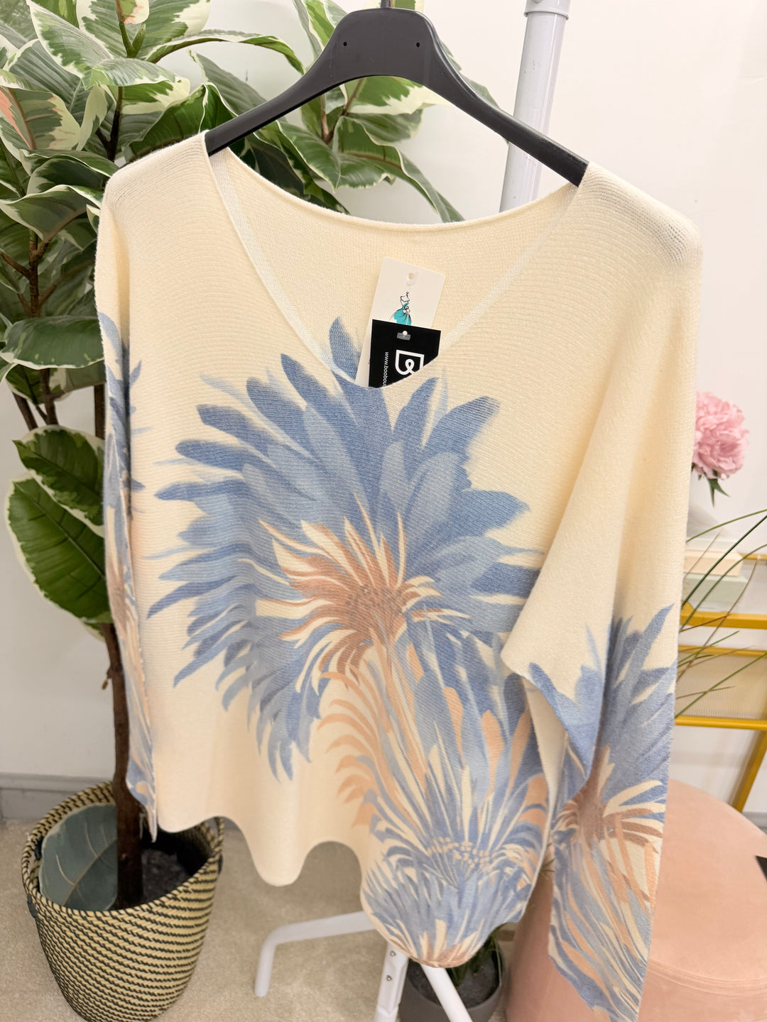 The HALLE soft knit flower jumper - 3 colours