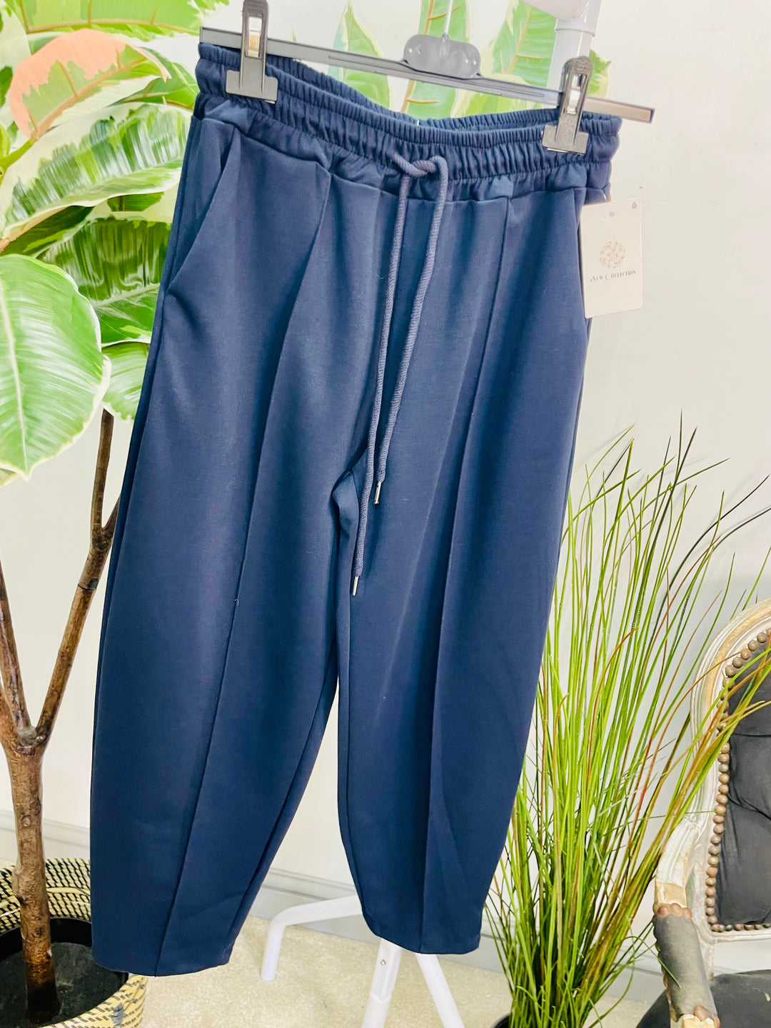 LADIES CARROT TAPERED LEG JOGGY TROUSERS - BLACK, NAVY, BEIGE & CHOCOLATE BROWN