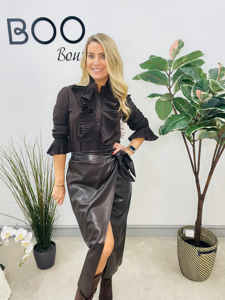 LADIES FRILL FRONT BLOUSE SHIRT - BLACK & BROWN