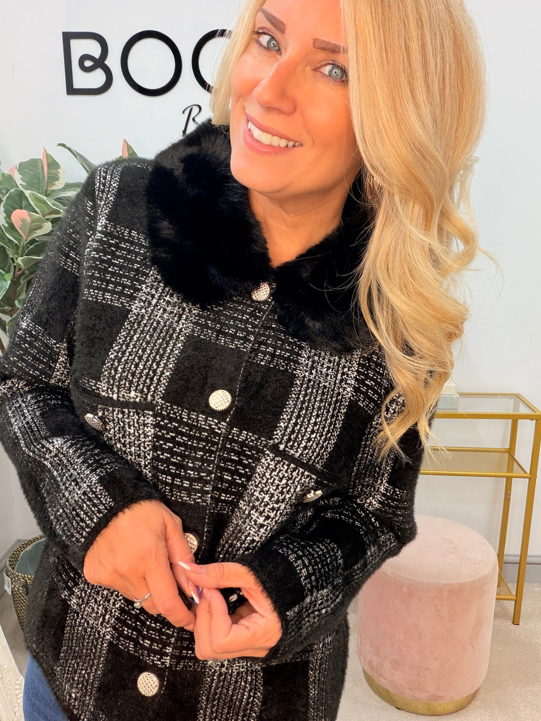 Ladies Fashion Fluffy Faux Fur Collar Cardigan Jacket - White, Black & Beige