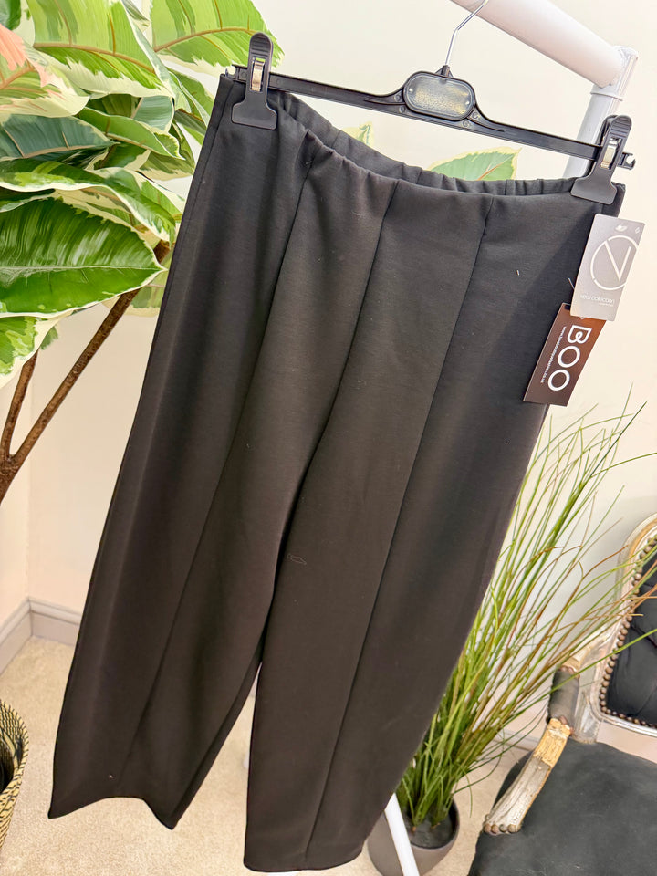 LADIES PLUS SIZE STRAIGHT LEG SCUBA TROUSERS - BLACK, BEIGE & WHITE