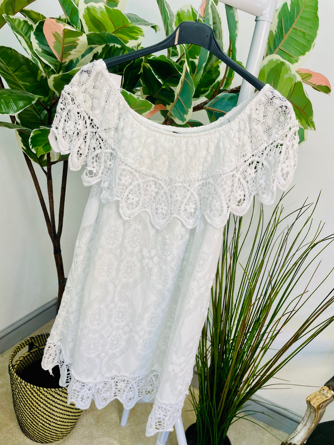 LADIES LACY SUMMER BARDOT DRESS - WHITE, BLUE & MOCHA