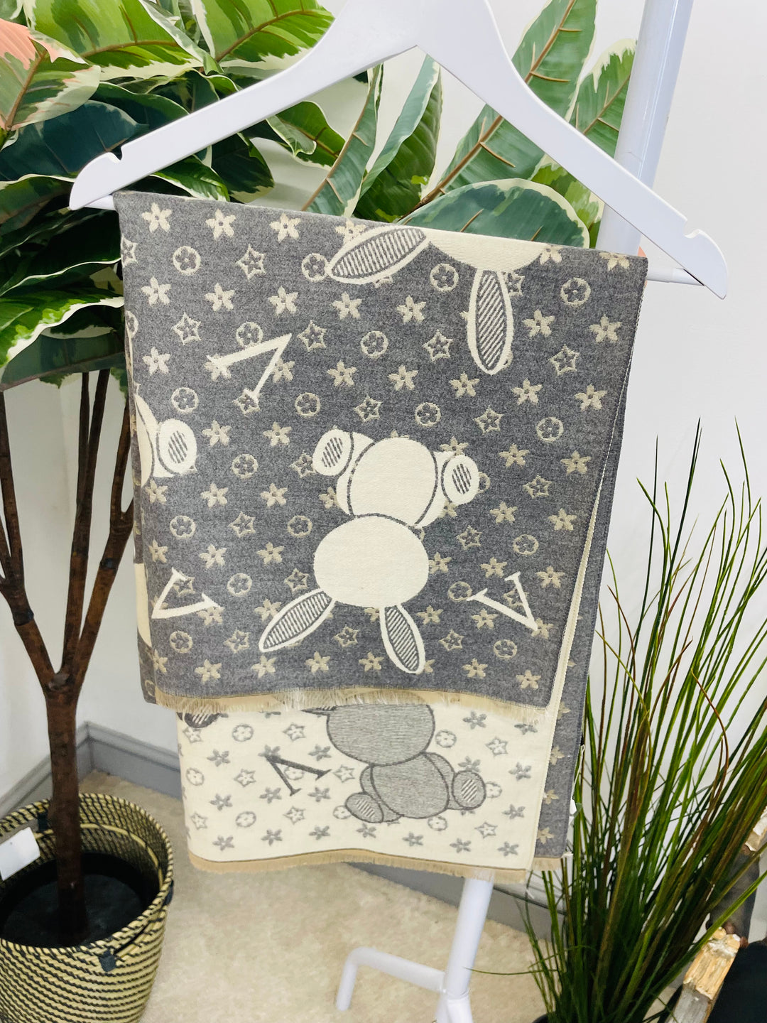 LADIES DESIGNER INSPIRED SCARF - NAVY, BROWN, BLACK, PINK, CAMEL, GREY