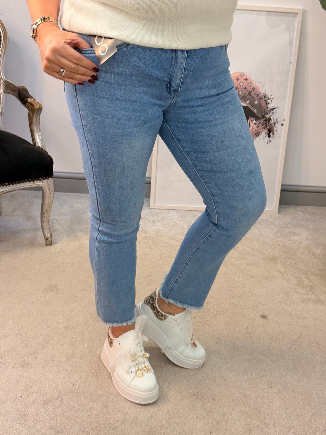 Ladies Fashion Blue Denim Ankle Grazer Jeans