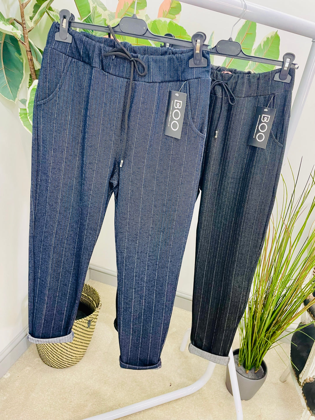 The NESSA trousers - 2 colours