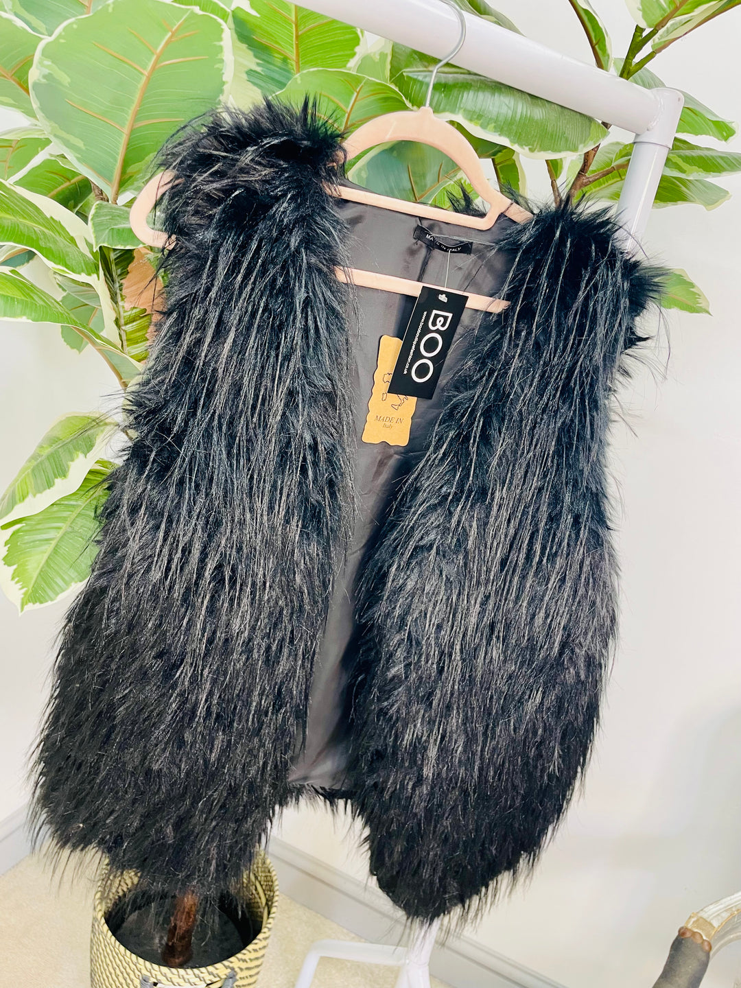 LADIES FLUFFY FURRY GILET - BLACK & WHITE