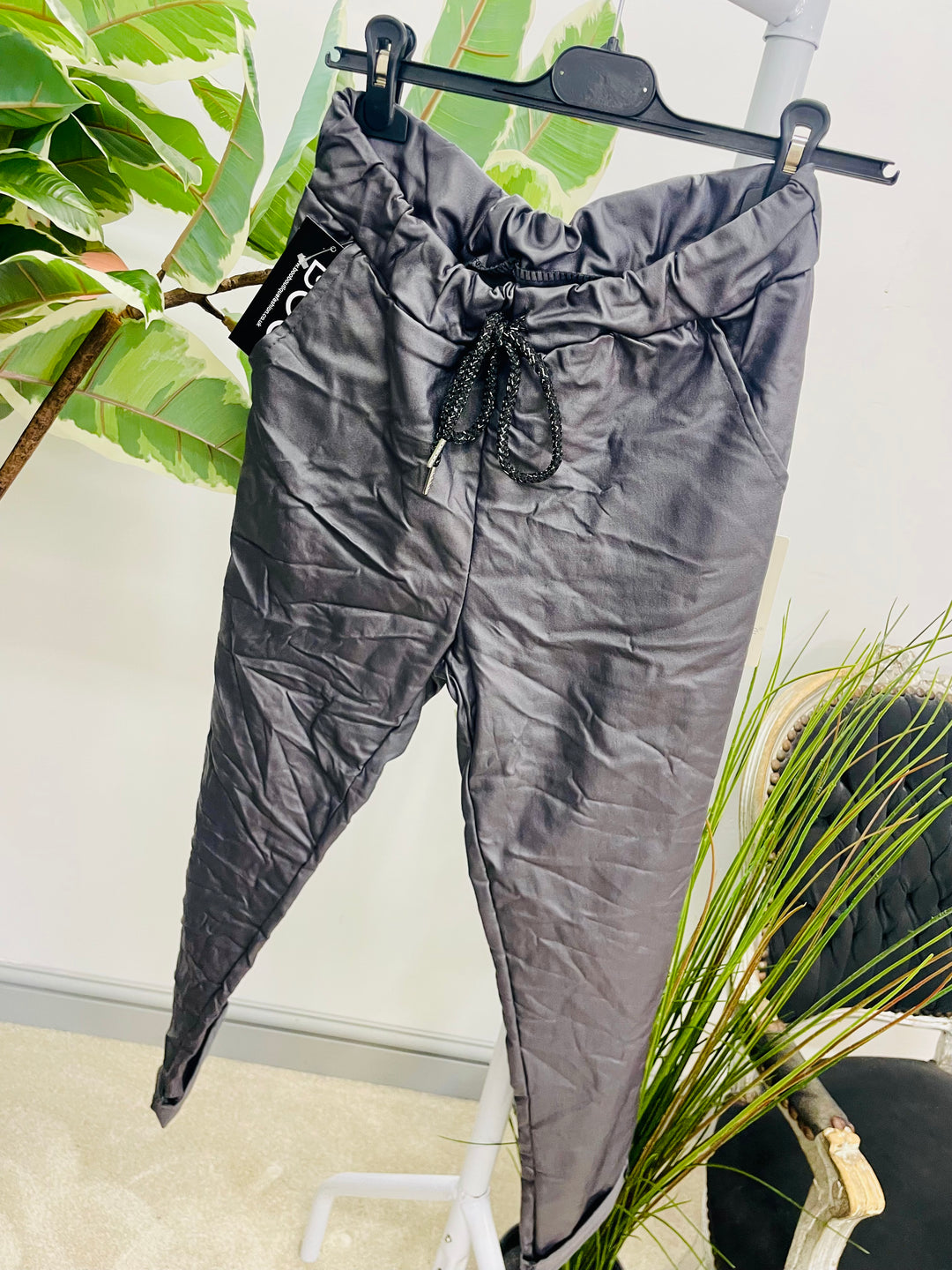 The NINA pu magic trousers - 6 colours
