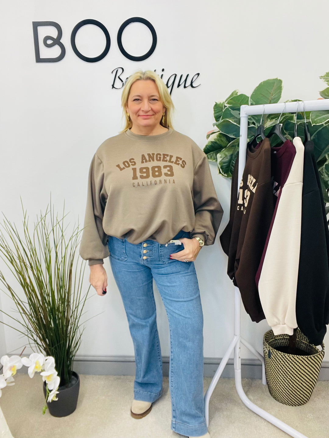 LADIES BUBBLE HEM NEW YORK SWEATSHIRT TOP - BERRY, BLACK, TAUPE, CREAM & BROWN