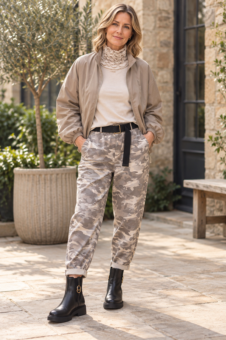 The FRANKIE camoflague stretch magic trousers - 2 colours