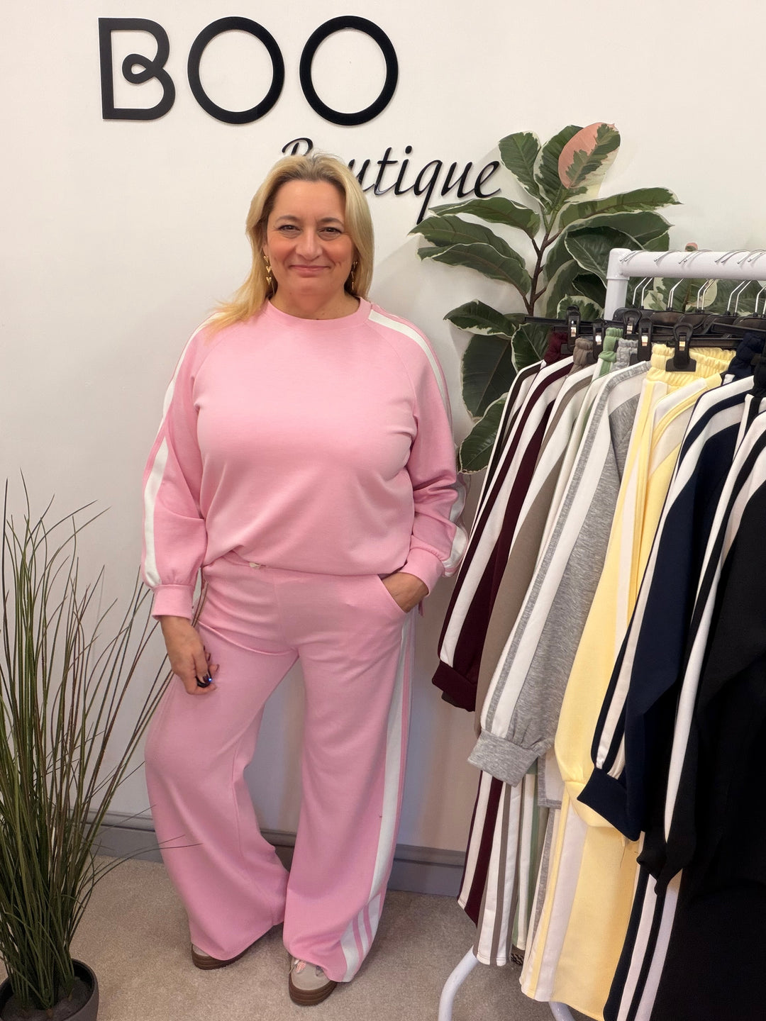 Ladies Fashion Wide Leg Tracksuit co ord set pink