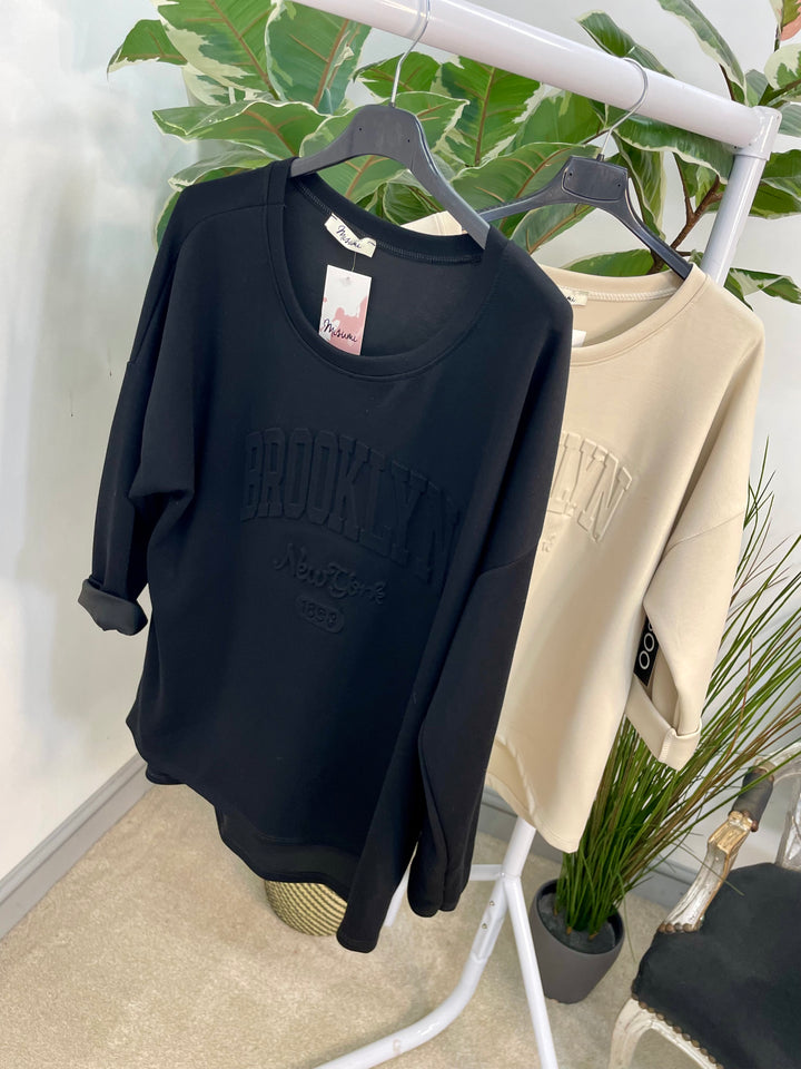 The JADE sweatshirt - 2 colours