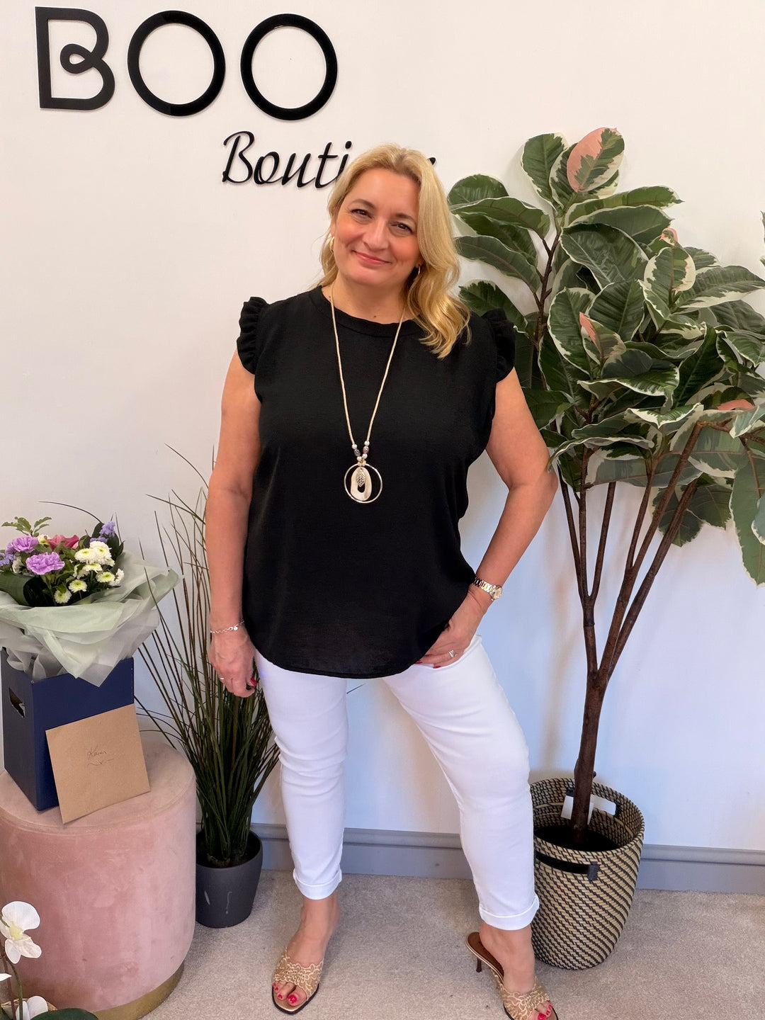 Ladies Fashion Frill Cap Sleeve Top black