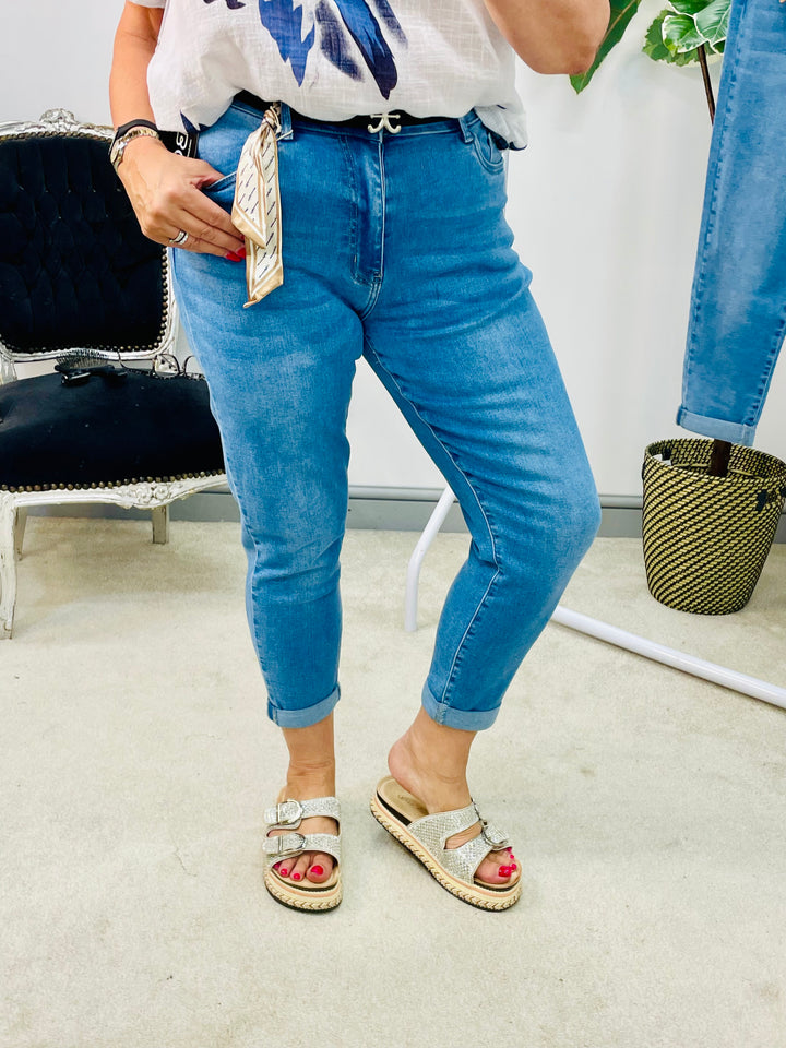 LADIES BLUE MID WASH STRETCH MOM FIT DENIM JEANS