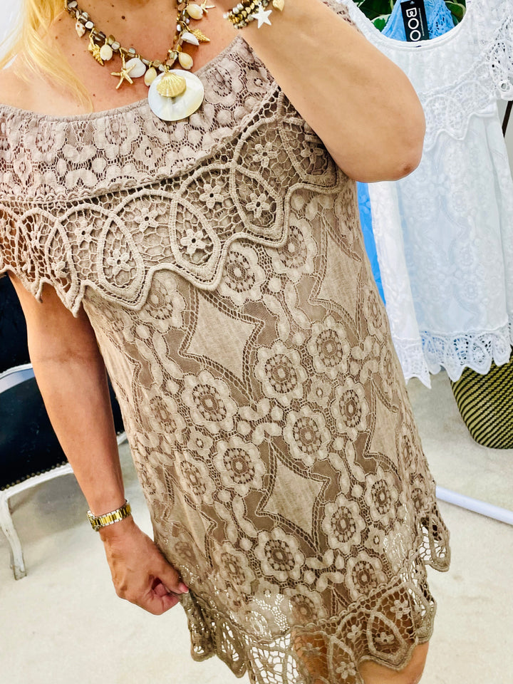 LADIES LACY SUMMER BARDOT DRESS - WHITE, BLUE & MOCHA