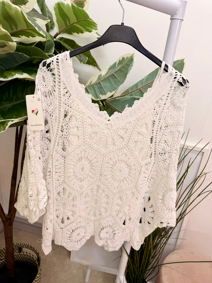 Ladies Fashion Crochet Open Knit Top white