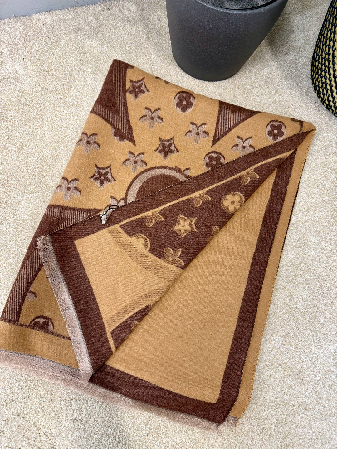 LADIES INSPIRED FASHION SCARF - BEIGE, BLACK, CAMEL, CREAM