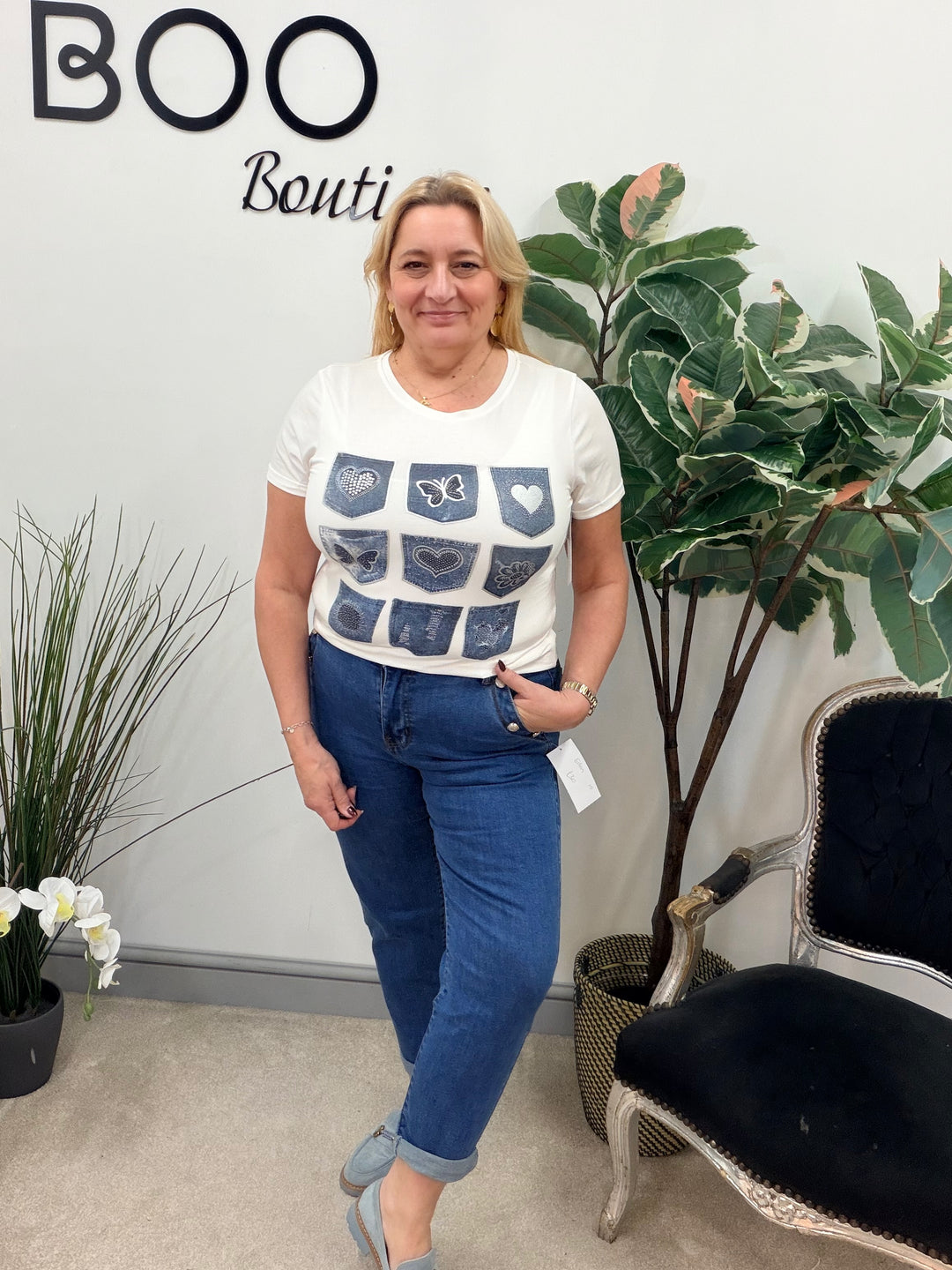 LADIES FASHION WHITE STRETCH T SHIRT