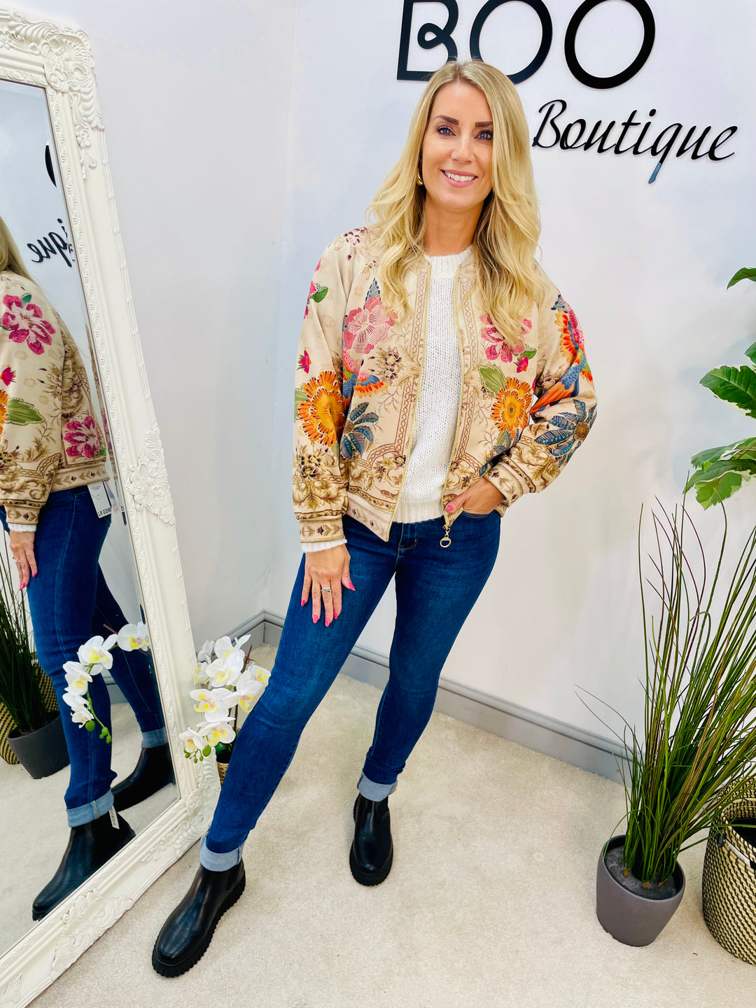 The CARMEL jacket - 2 colours