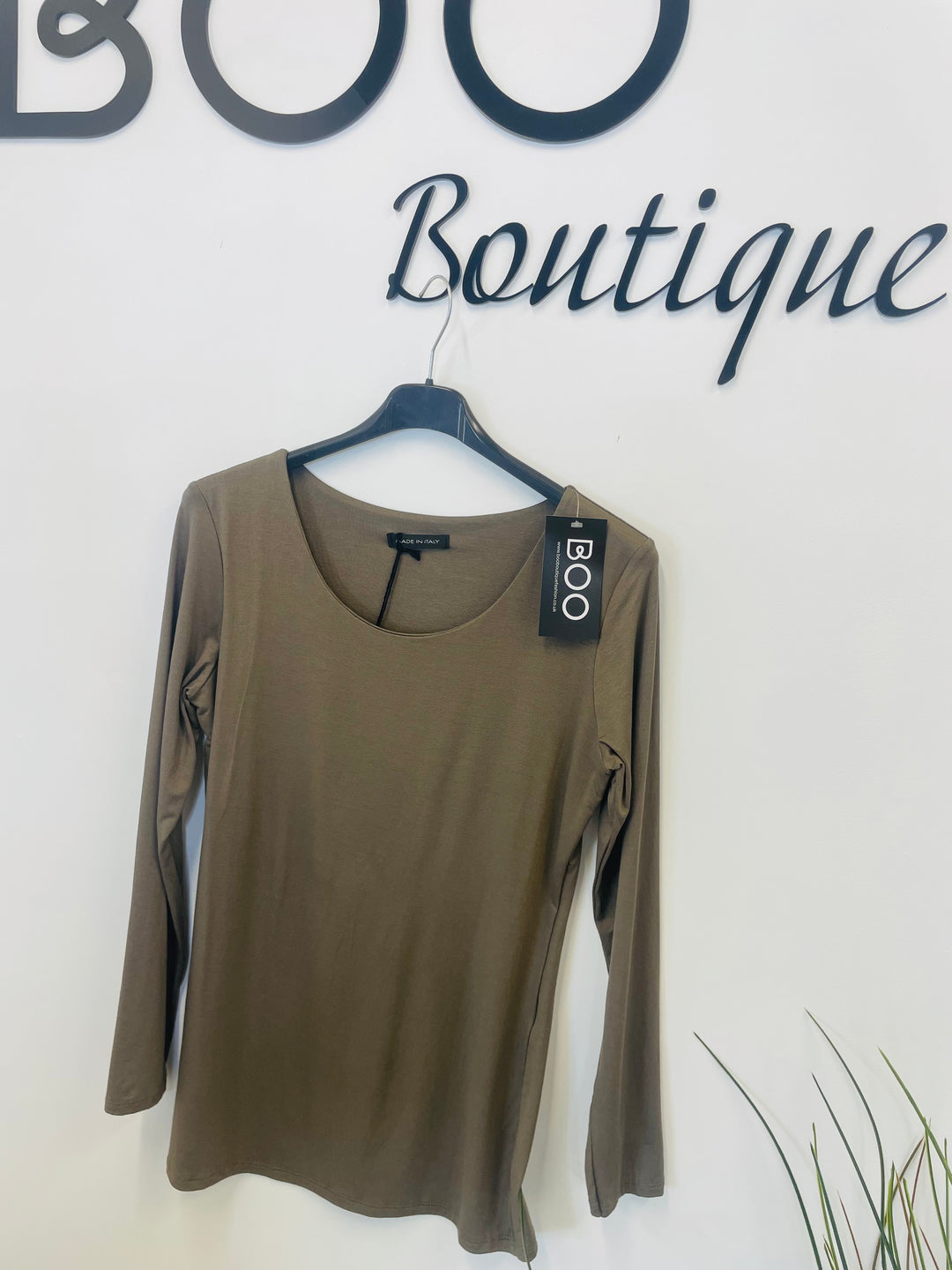 The BRON long sleeve basic top - lots of colours!