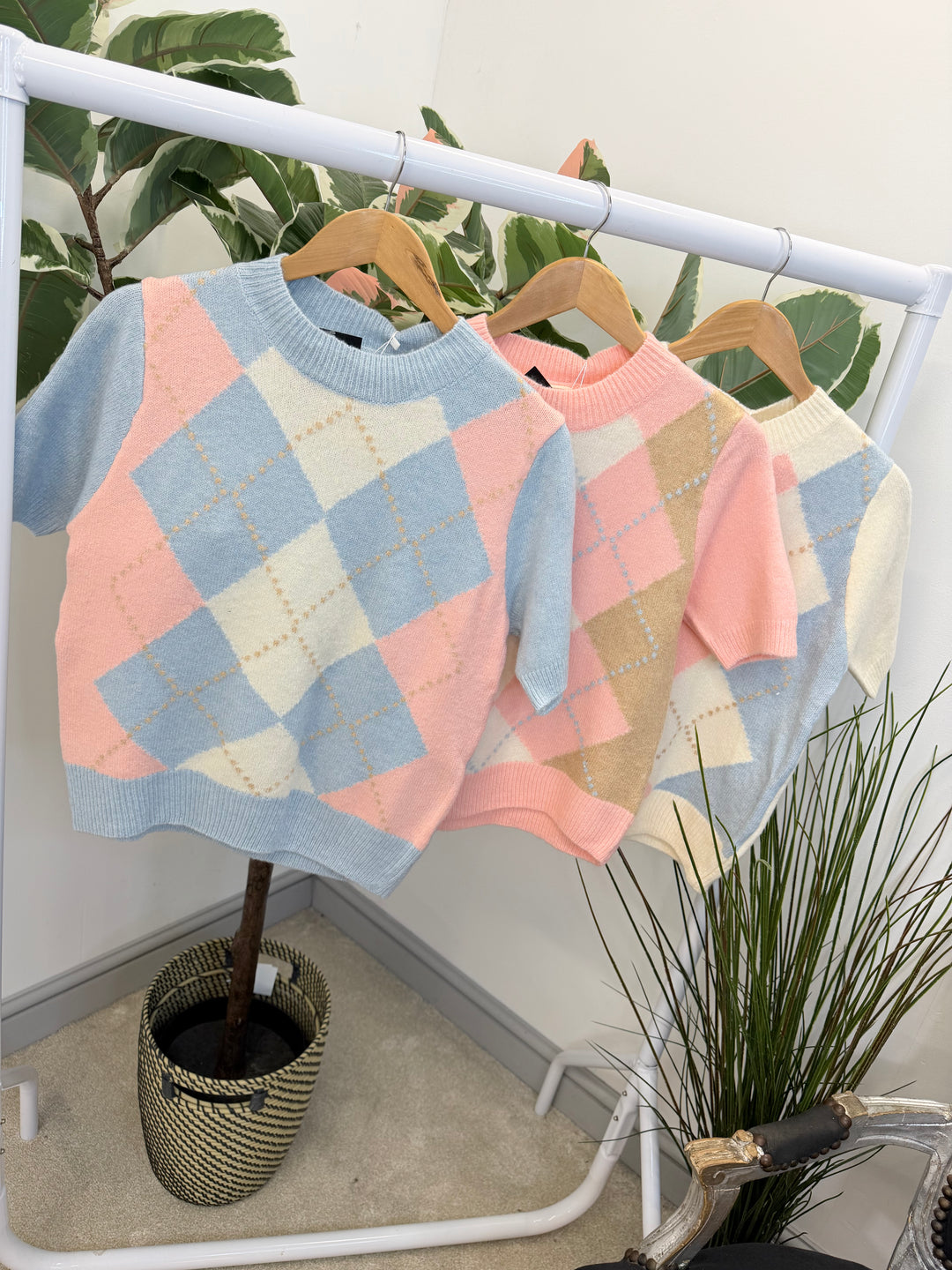 LADIES ARGYLE KNIT SHORT SLEEVE JUMPER - CREAM, BLUE, PINK