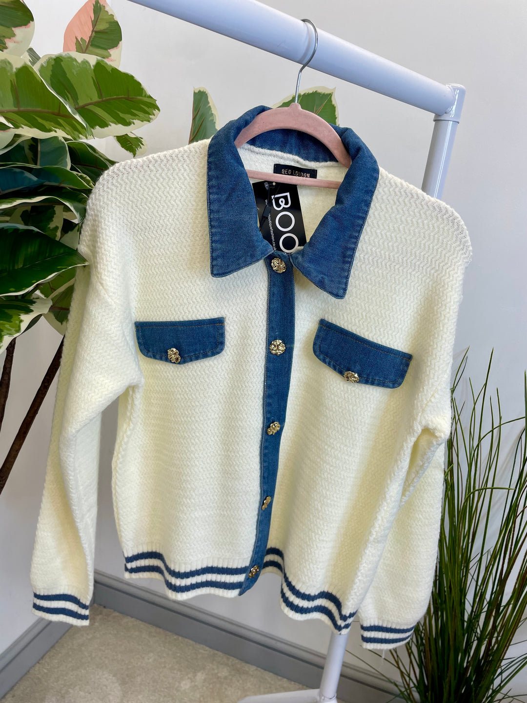LADIES WHITE KNITTED DENIM EDGE CARDIGAN