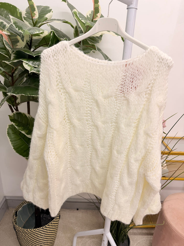 The STORM chunky cable knit jumper - 4 colours