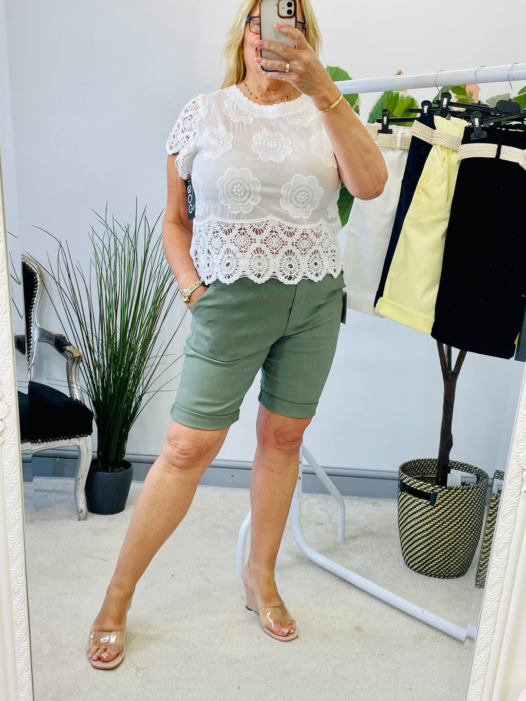 LADIES CREAM WHITE LACE CROCHET SUMMER TOP
