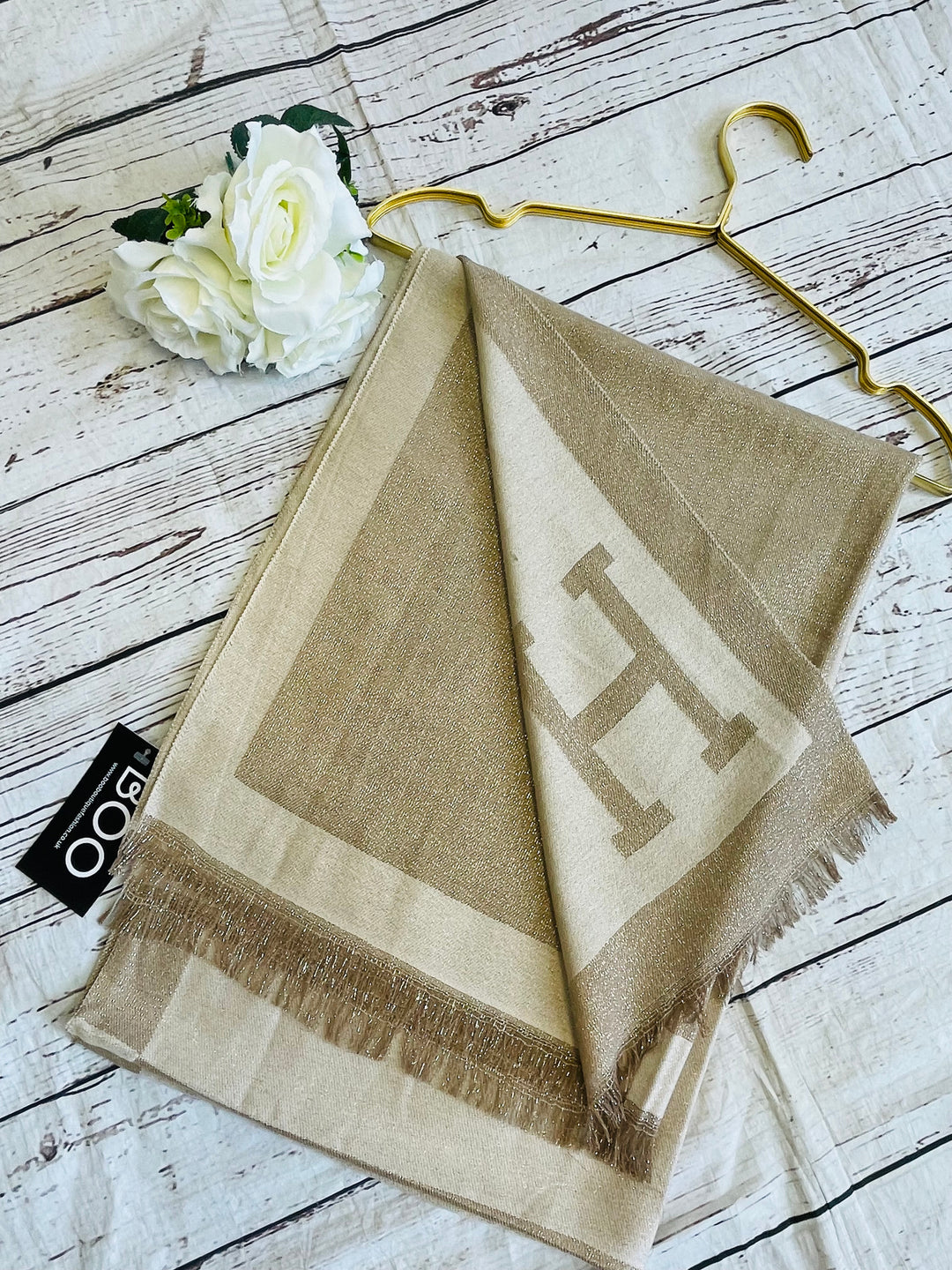 The DORIS scarf - 3 colours