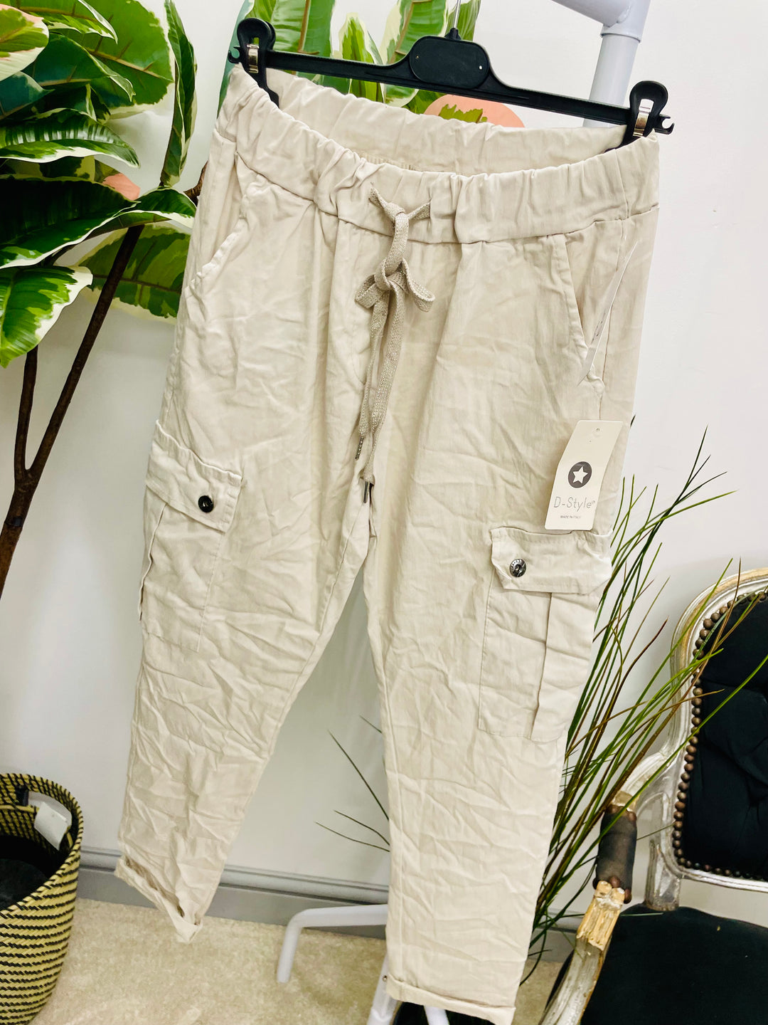 The JOJO magic cargo trousers - 7 colours