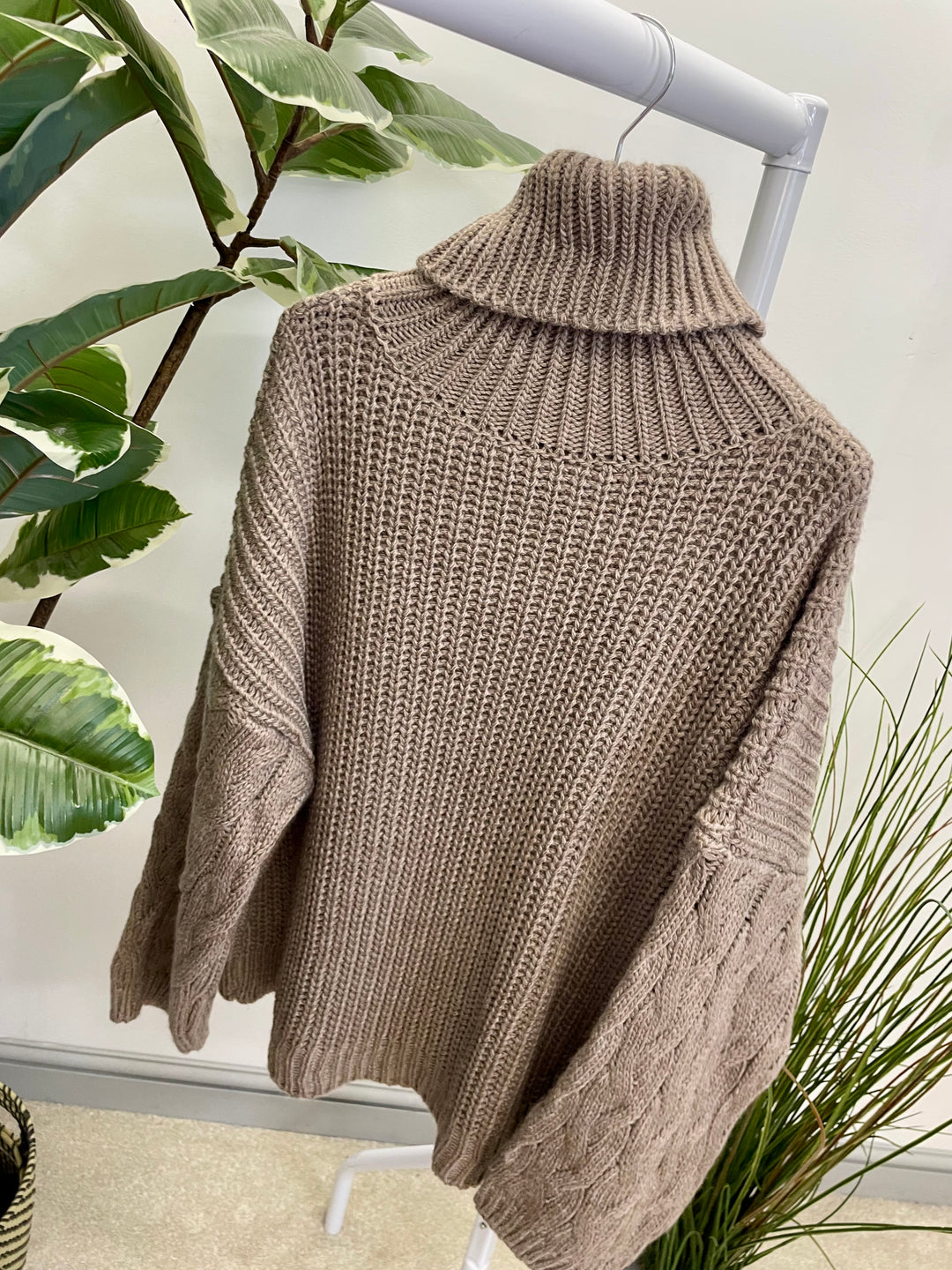 LADIES FISHERMANS CHUNKY KNIT ROLL NECK JUMPER - CREAM, MOCHA, BLACK